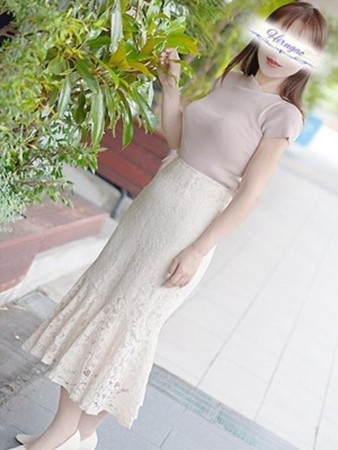 夏希さんの写真2枚目