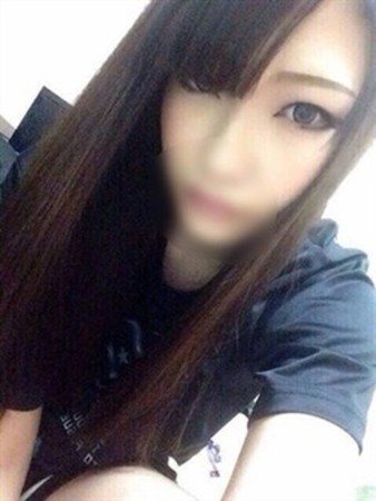 あやねさんの写真1枚目