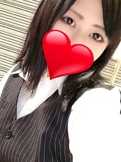 秋山ここな