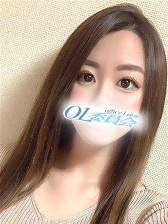 清水あいなさんの写真1枚目