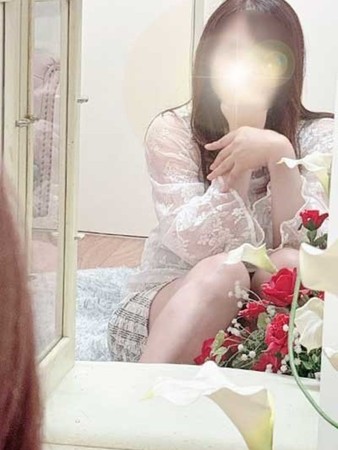 来栖えみかさんの写真1枚目