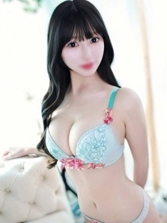 望月ねね【衝撃走る神スタイル】さんの写真3枚目