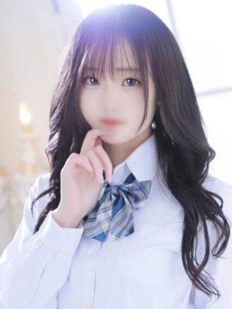 天海やよいさんの写真1枚目