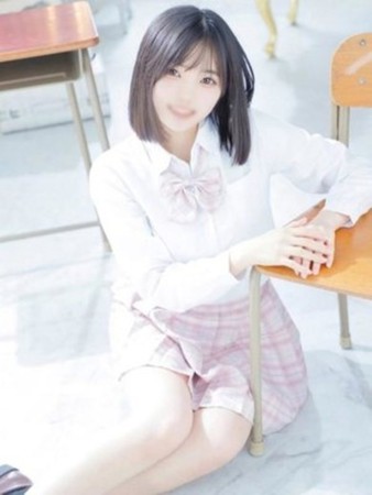 花咲ななさんの写真3枚目