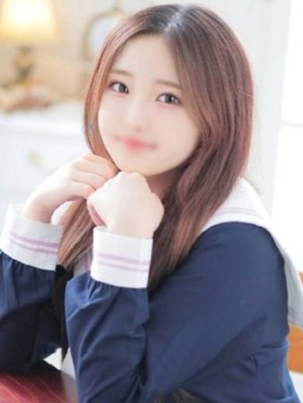 卯月あすかさんの写真1枚目