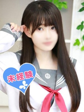 宇佐美かえでさんの写真1枚目