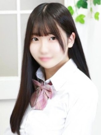 山下ありささんの写真1枚目
