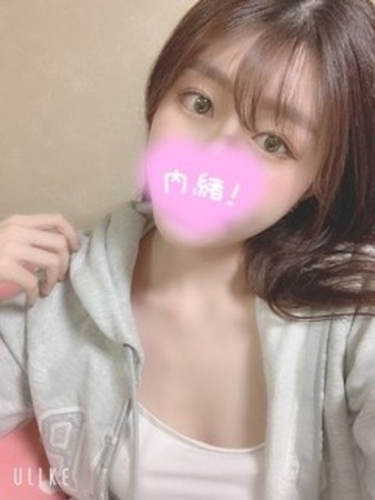 藤咲あかりさんの写真2枚目