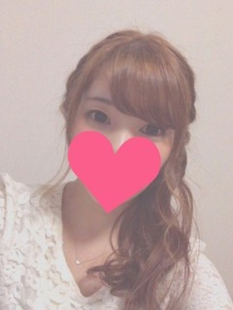 新垣ゆうなさんの写真1枚目