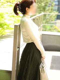 栞里