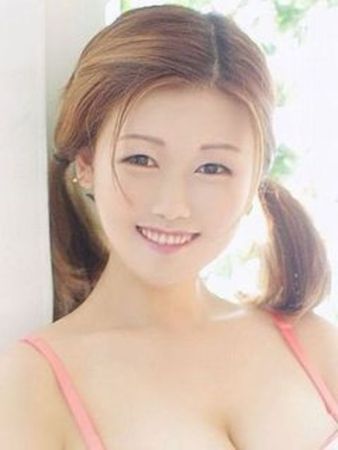 かえでさんの写真2枚目