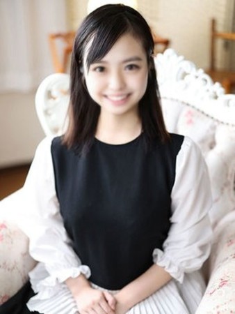 鈴村まつりさんの写真2枚目