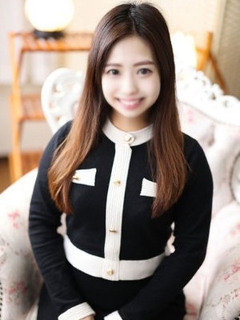 大谷ゆりえさんの写真2枚目
