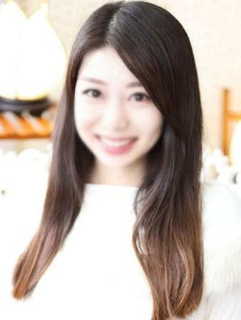 服部ほなみさんの写真1枚目