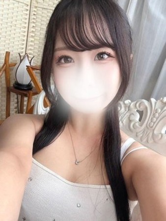 君島ここみさんの写真1枚目