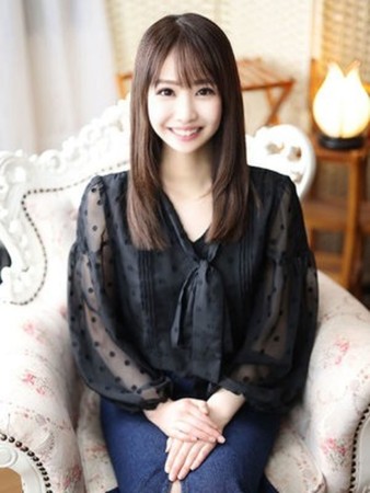 深田りょうかさんの写真2枚目