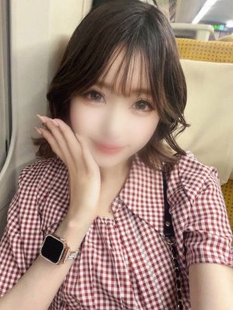 綾小路のどかさんの写真1枚目