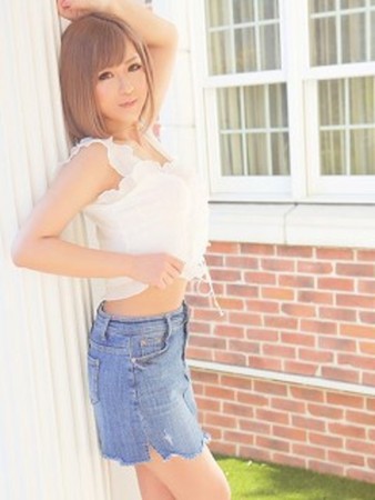 優花さんの写真5枚目