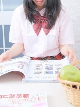 村瀬ここあさんの写真3枚目