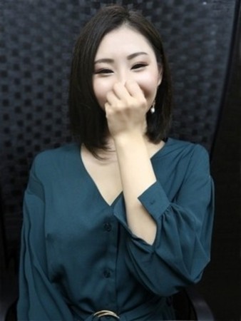 えれなさんの写真1枚目