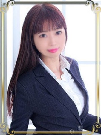加瀬なつきさんの写真1枚目