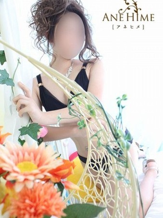アリサさんの写真3枚目