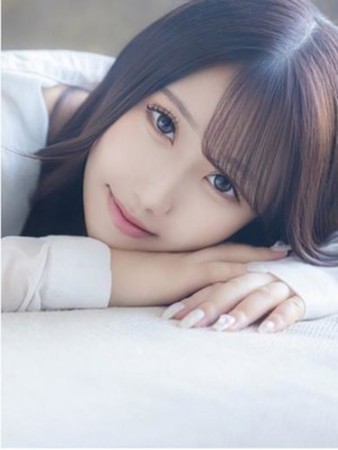 鈴森ひなのさんの写真3枚目