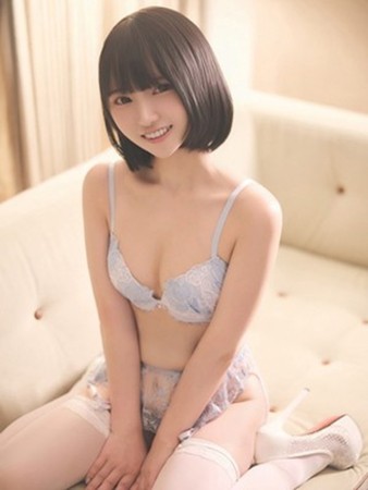 藤咲すずなさんの写真1枚目