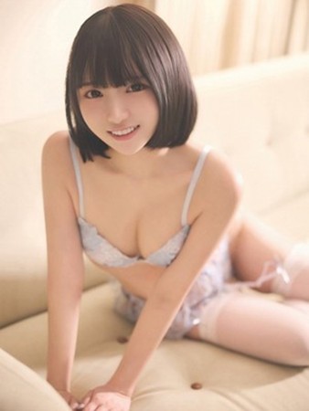 藤咲すずなさんの写真2枚目