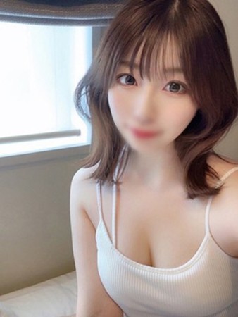 桃乃めぐみさんの写真1枚目