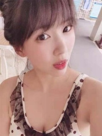 サラさんの写真1枚目