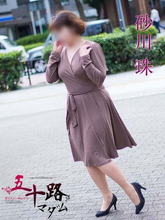 砂川 珠(すなかわたま)さんの写真3枚目