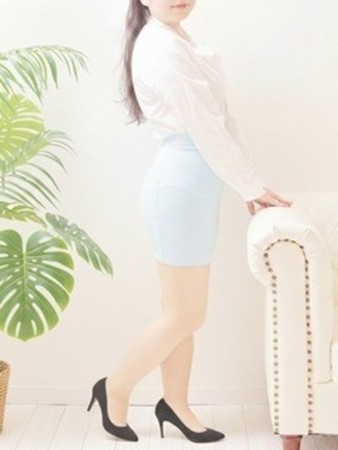 小野寺しずなさんの写真3枚目