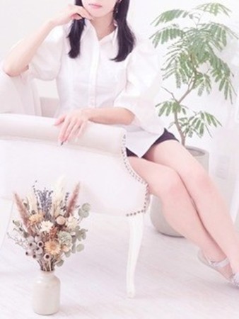 夏目ふゆさんの写真2枚目