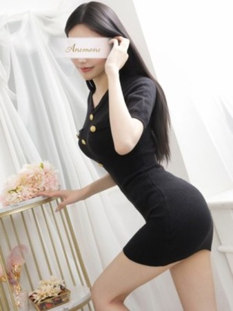 皇りおさんの写真1枚目