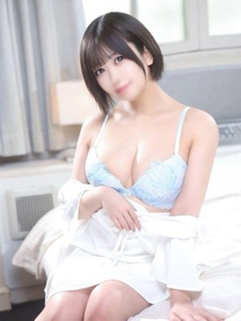 一色とわさんの写真2枚目