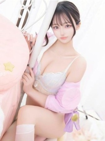 坂柳ひなさんの写真5枚目
