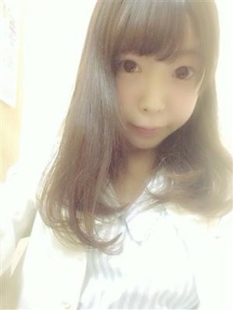 しおりさんの写真2枚目
