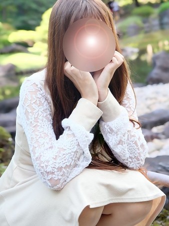 凪紗(なぎさ)さんの写真2枚目