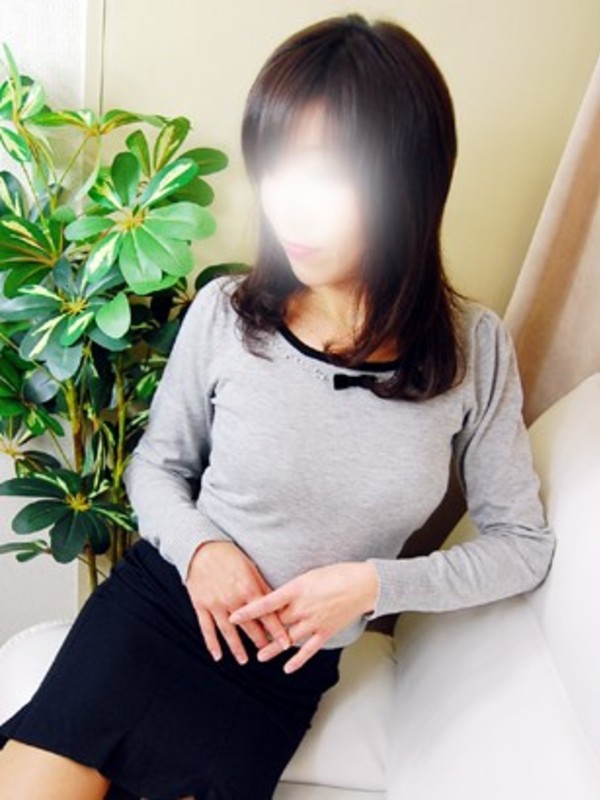 優子さんの写真5枚目