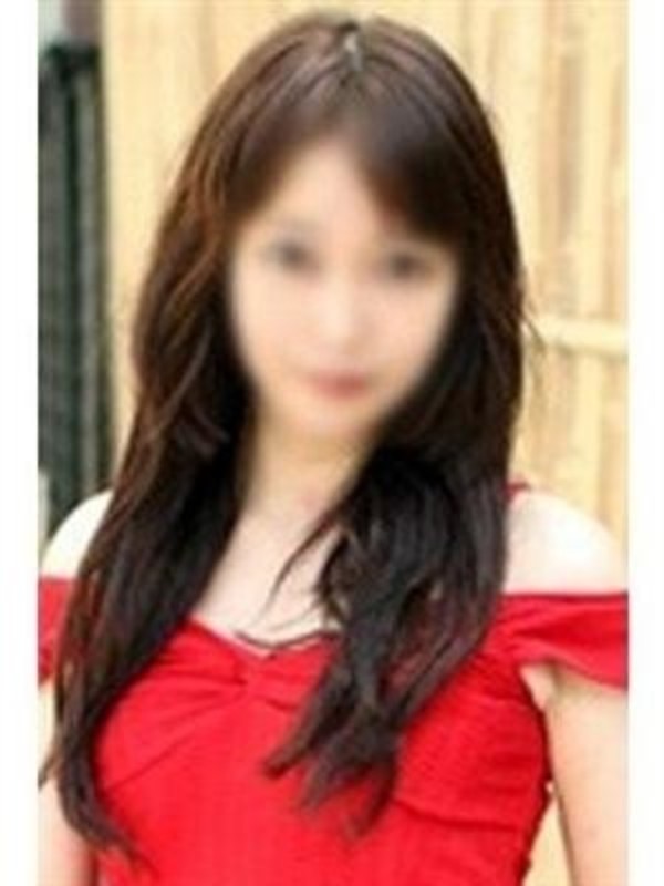 友坂ひなのさんの写真2枚目