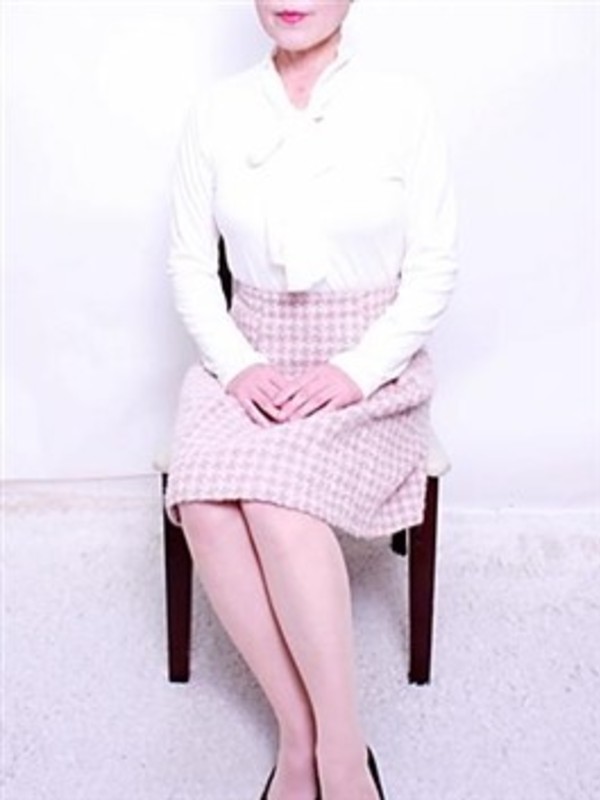 真子さんの写真4枚目