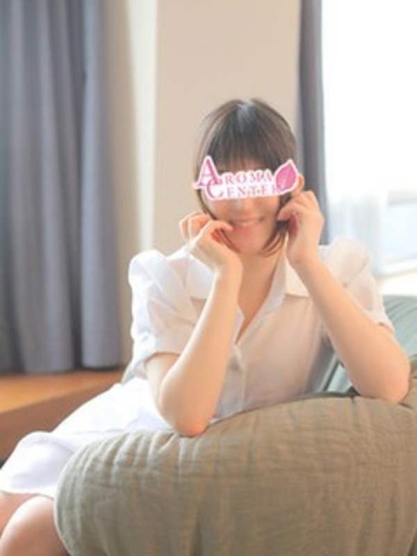 百瀬なぎささんの写真3枚目