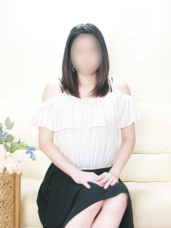 あいな