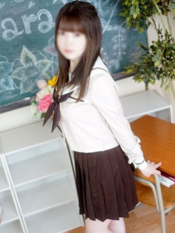 吉沢あんなさんの写真2枚目