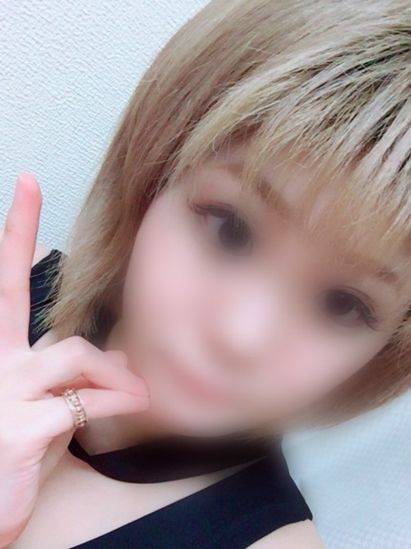 えれな【池袋店】さんの写真1枚目