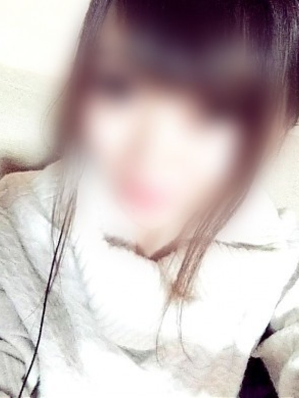 えみりさんの写真1枚目