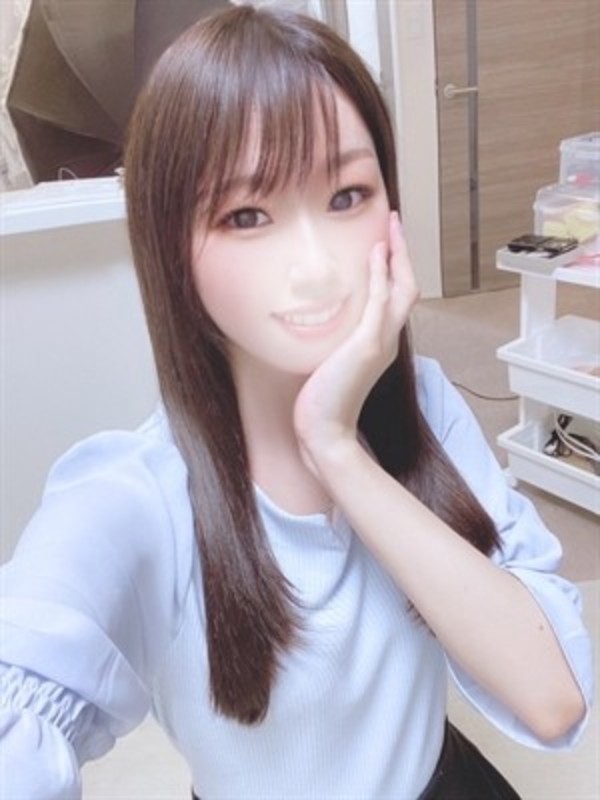めいなさんの写真3枚目
