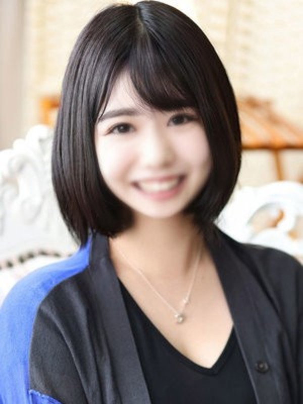 菊池もなさんの写真1枚目