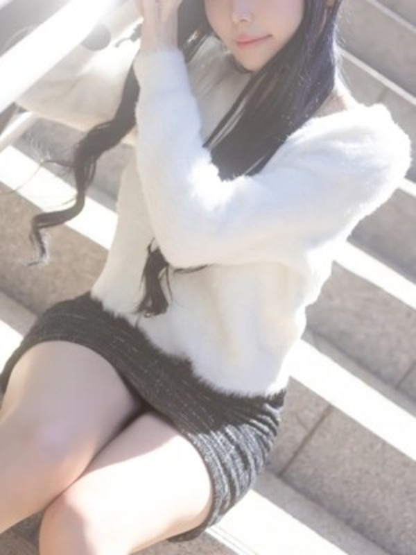 夏目 もえさんの写真2枚目